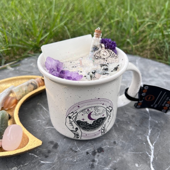 ✨ Mystical Transformation Ritual Candle - A Celestial Experience ✨ - Picture 1 of 3